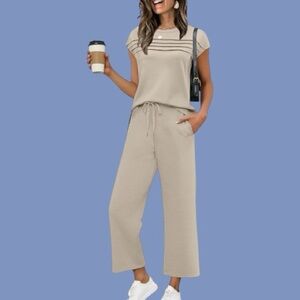 *️⃣NWT*️⃣ WIHOLL Two Piece Lounge/Travel Set size Medium